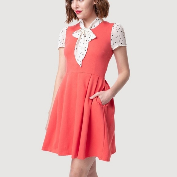 Modcloth Dresses & Skirts - NWOT Modcloth Coral Tie Collar Dress Super RARE